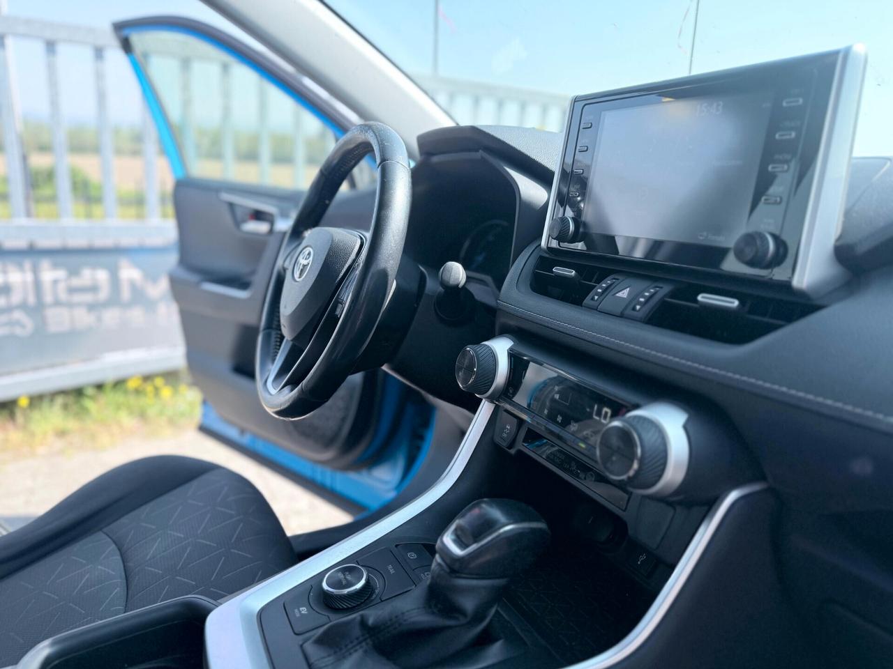 Toyota RAV 4 2.5 HV 4X4 (222CV) E-CVT AWD-i Lounge