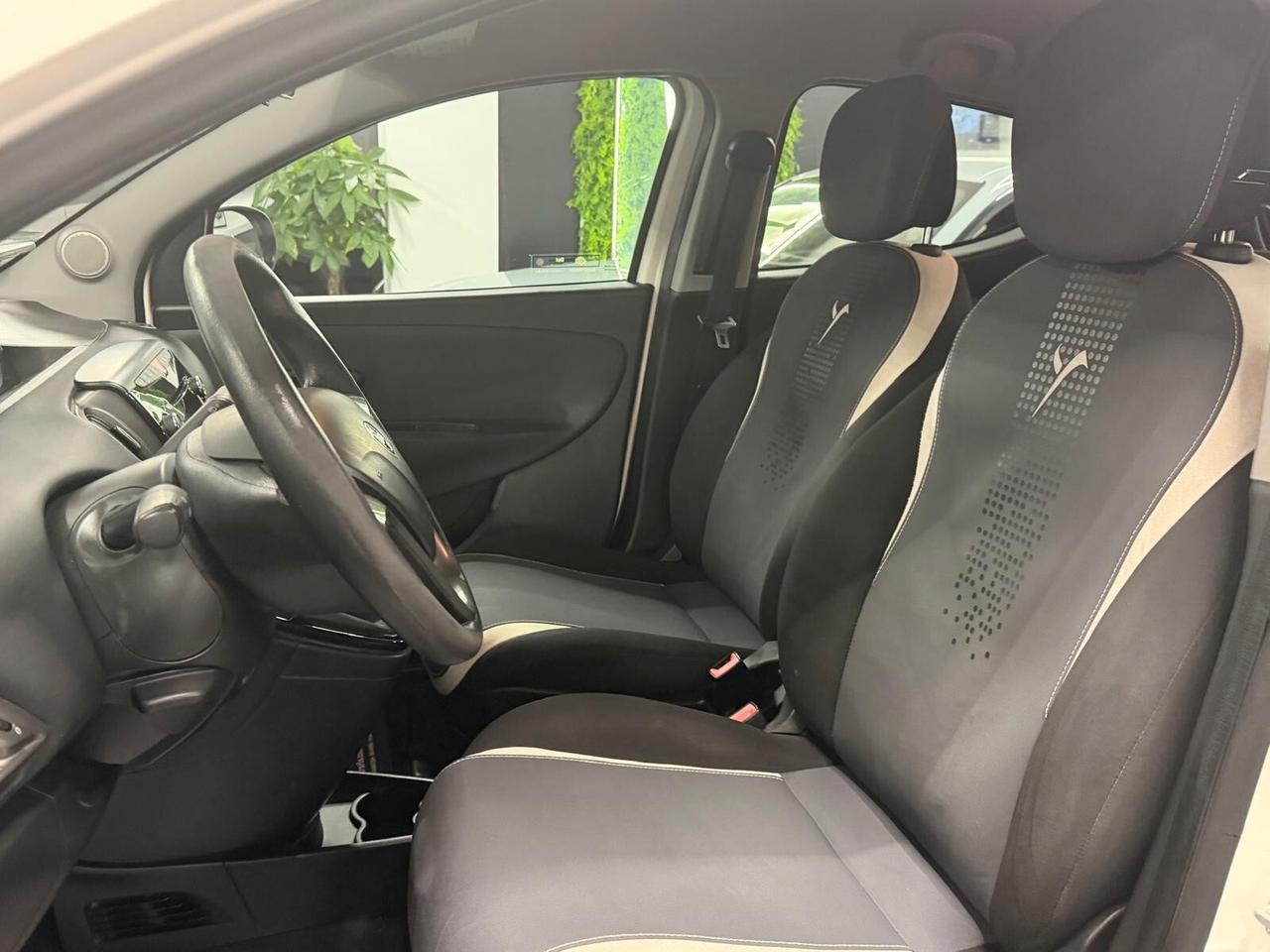 LANCIA YPSILON 900CC 84CV 62KW OK NEOPATENTATI ANNO 2015