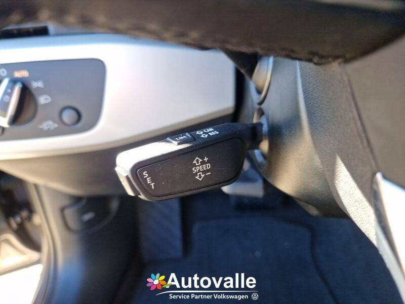 Audi A4 A4 Avant 30 TDI/136 CV S tronic S line edition