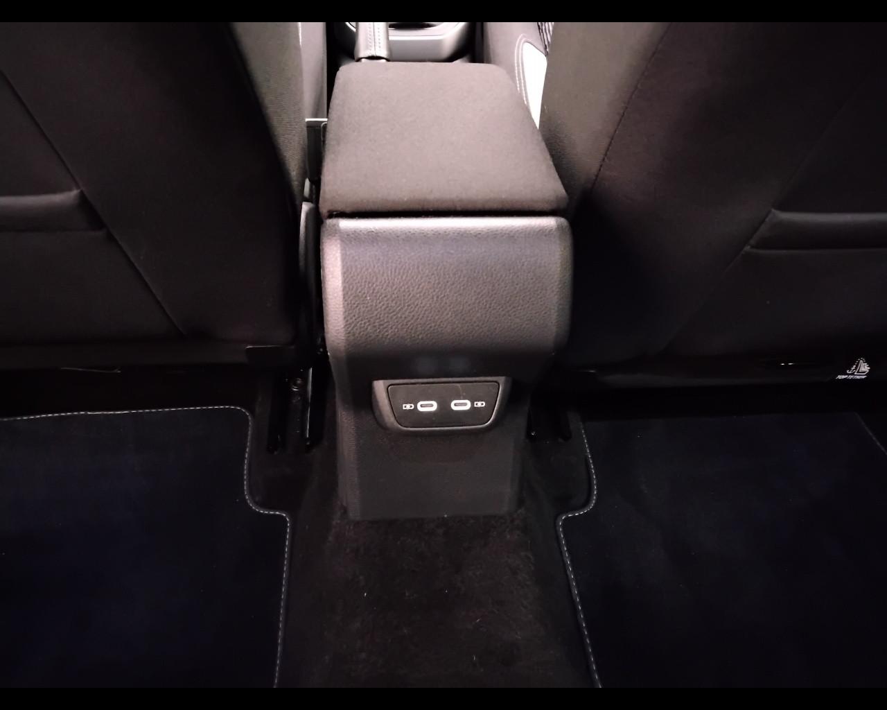 VOLKSWAGEN Polo VI 2022 - Polo 1.0 tsi R-Line 95cv