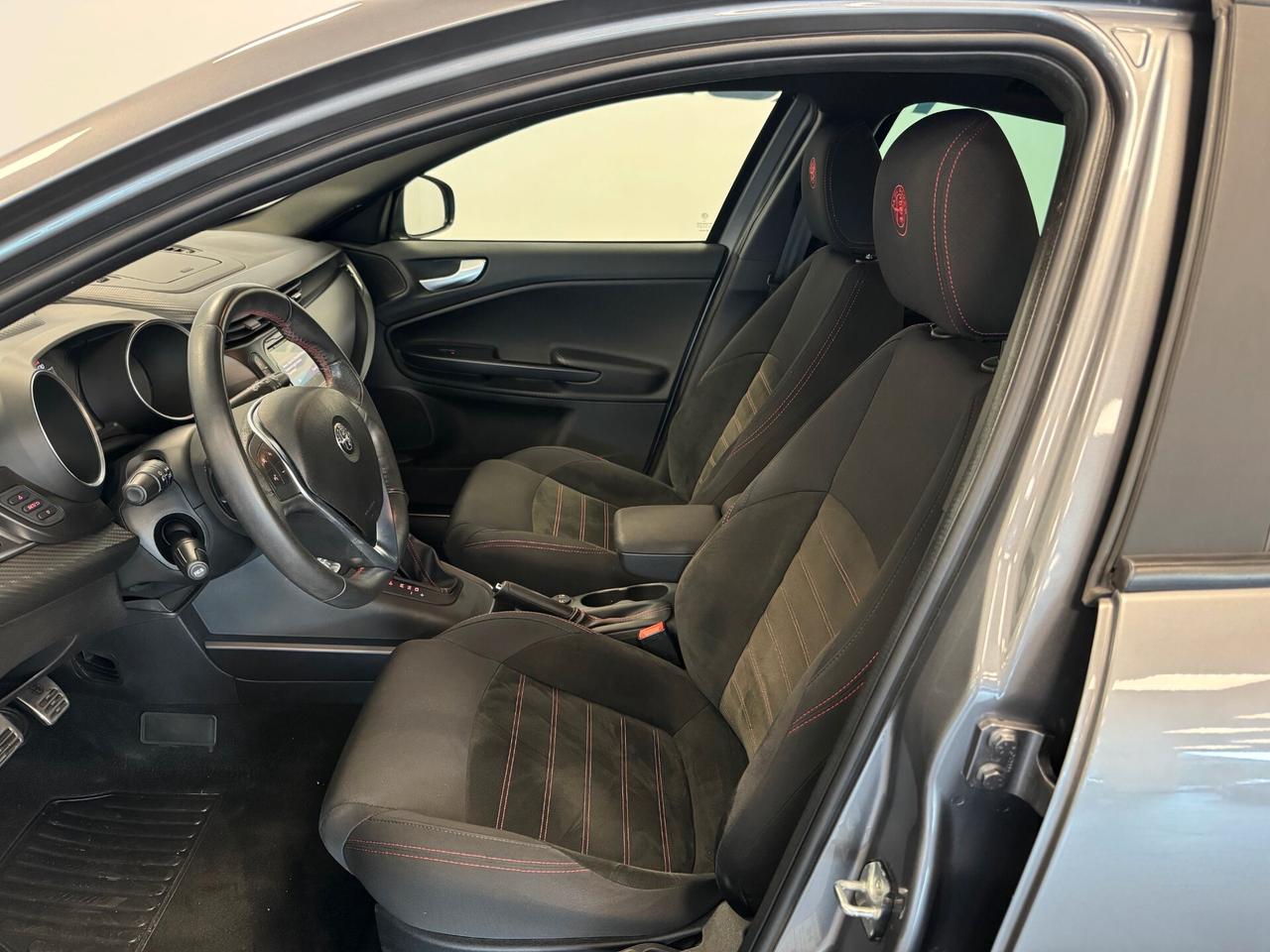 Alfa Romeo Giulietta 1.6 JTDm TCT 120 CV Sprint CARBON EDITION