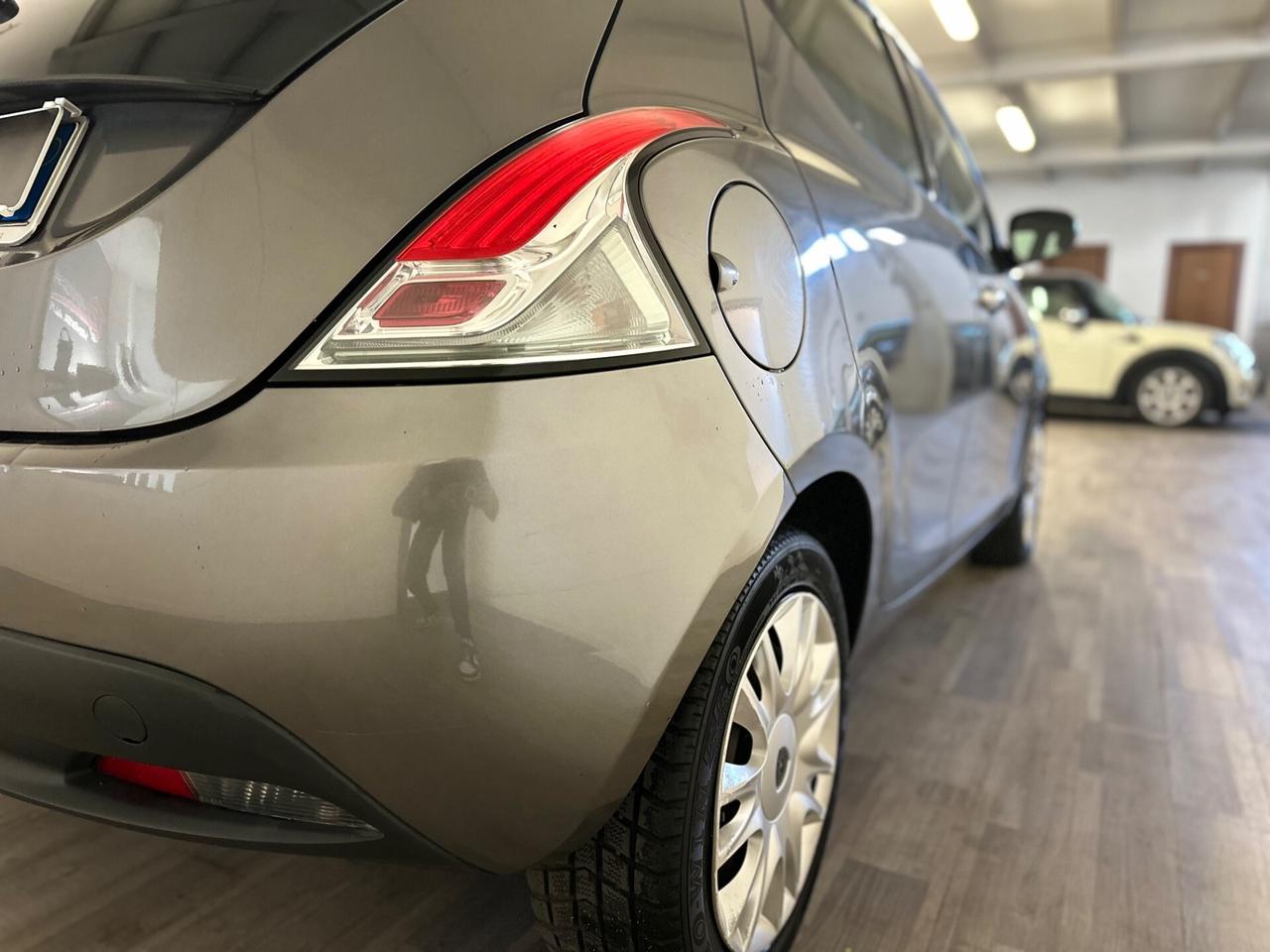 Lancia Ypsilon 1.3 MJT 16V 95 CV 5 porte S&S Gold