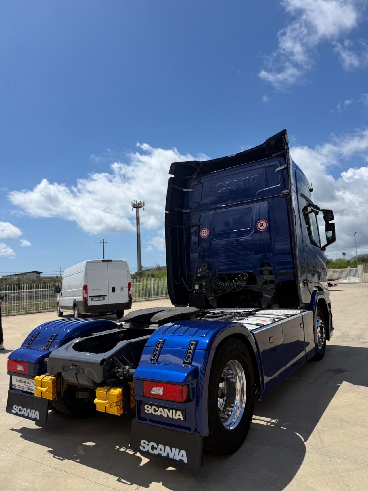 Scania R500