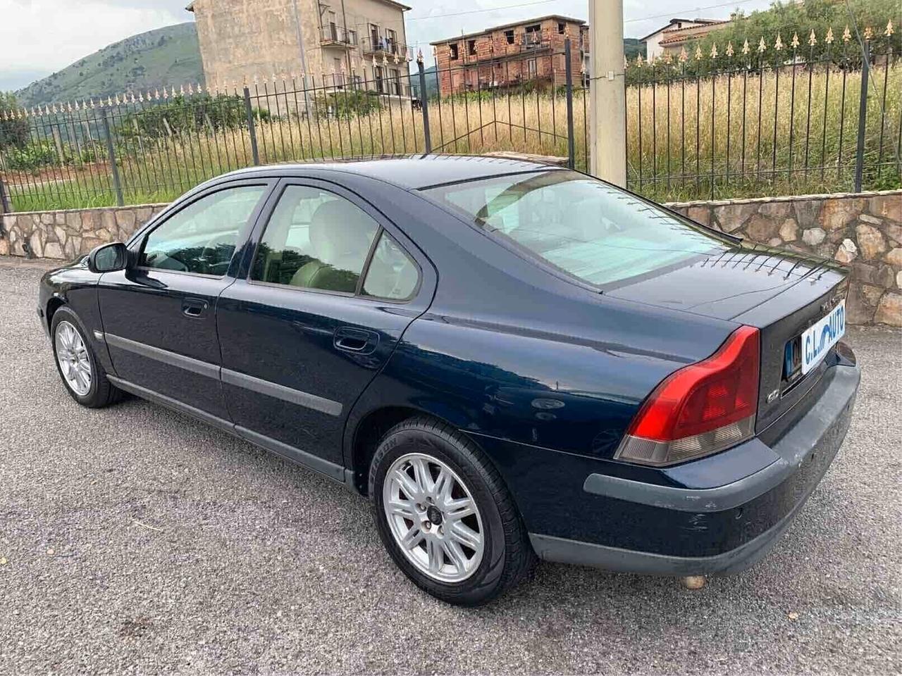 Volvo S60 2.4 D5