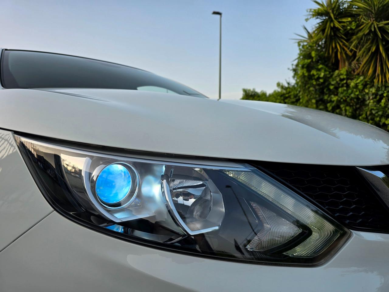 NISSAN QASHQAI RESTYLING CON SOLI 137.000KM NUOVA