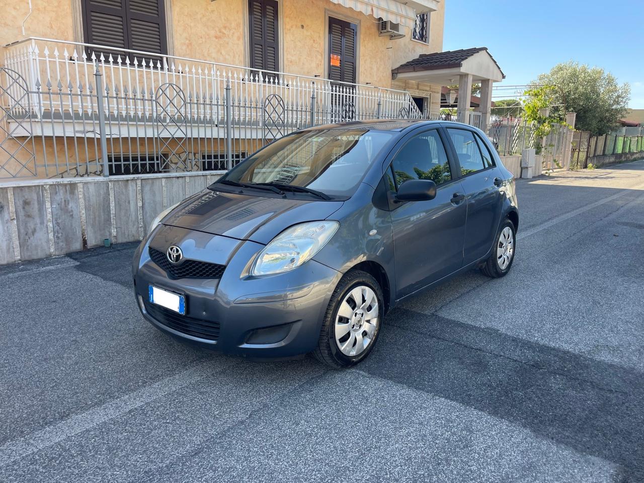 Toyota Yaris 1.0 Benzina 5 porte