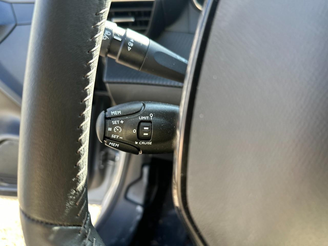 PEUGEOT 208 II 2019 - 208 1.2 puretech Allure s&s 100cv