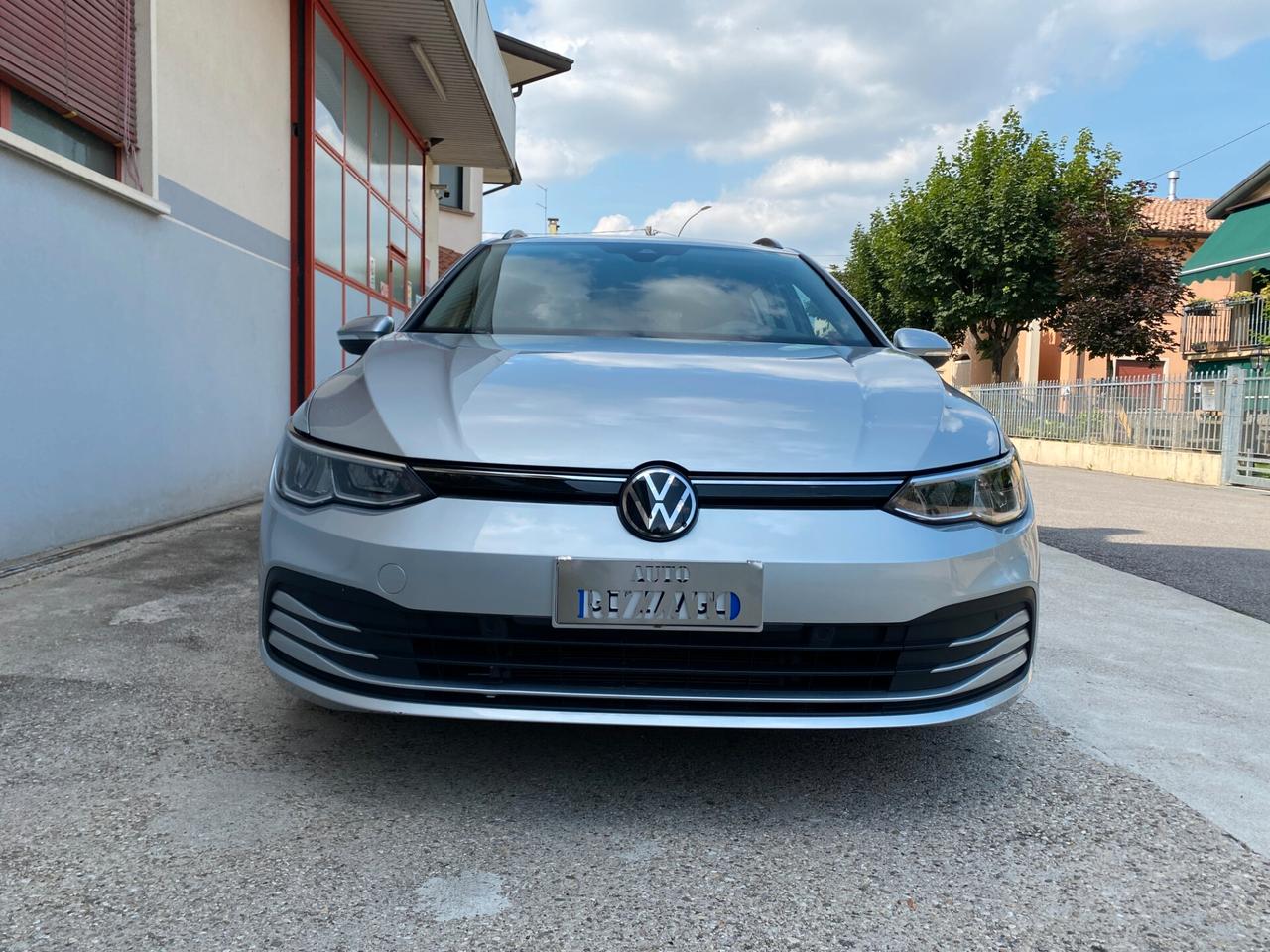 Volkswagen Golf Variant Golf Variant 2.0 TDI SCR DSG Life - CAMBIO AUTOMATICO