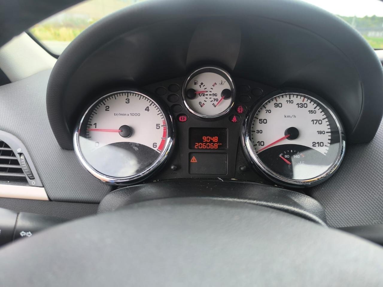 Peugeot 207 1.6 HDi 110CV 5p. XS