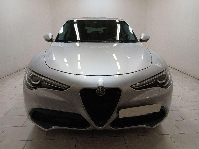 Alfa Romeo Stelvio 2.2 t Sprint Q4 190cv auto
