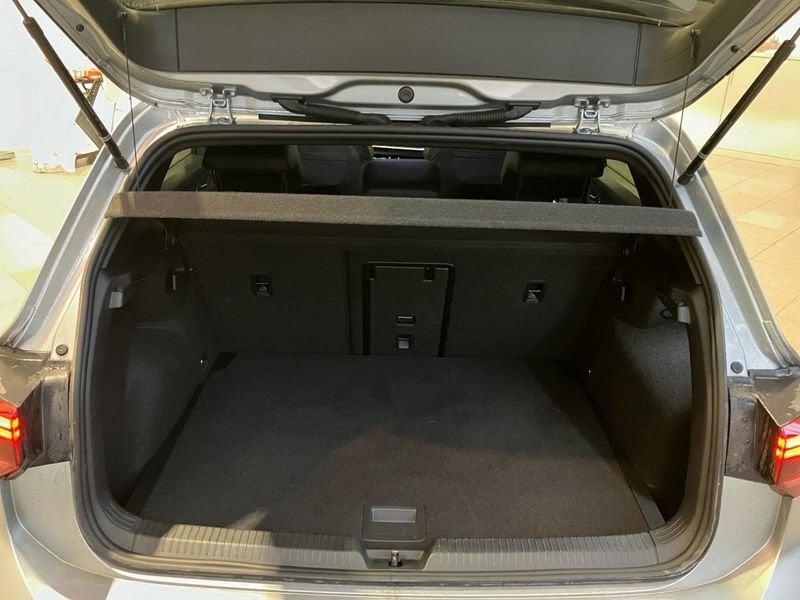 Volkswagen Golf 2.0 TDI SCR 110KW R-Line DSG