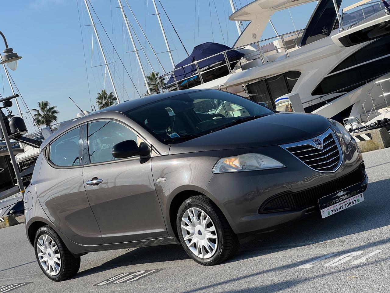 Lancia Ypsilon 1.2 69 CV**NEOPATENTATI**GARANIA 12 MESI