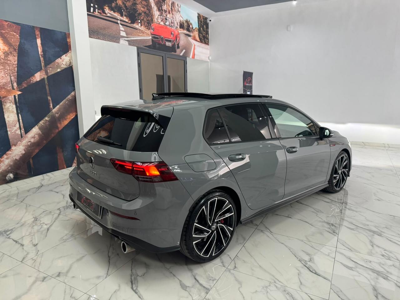 Volkswagen Golf GTI 2.0 TSI DSG IVA ESPOSTA