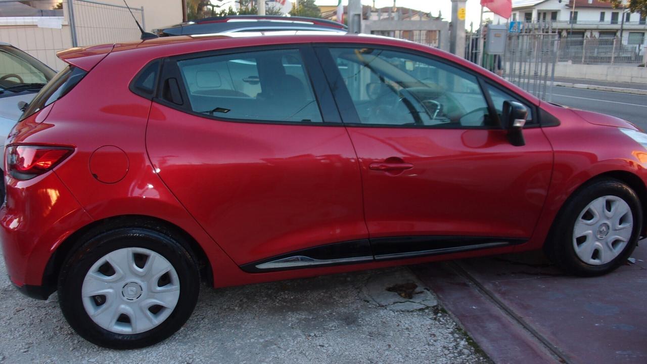 Renault Clio 1.2 75CV GPL 5 porte Live