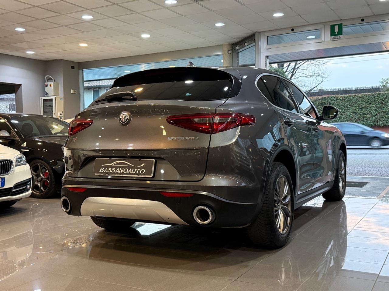 Alfa Romeo Stelvio 2.2 Turbodiesel 210 CV AT8 Q4 Business