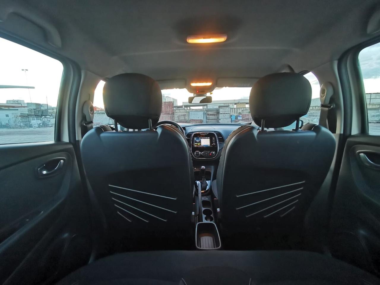 Renault Captur dCi 8V 90 CV EDC Energy - 12/2015