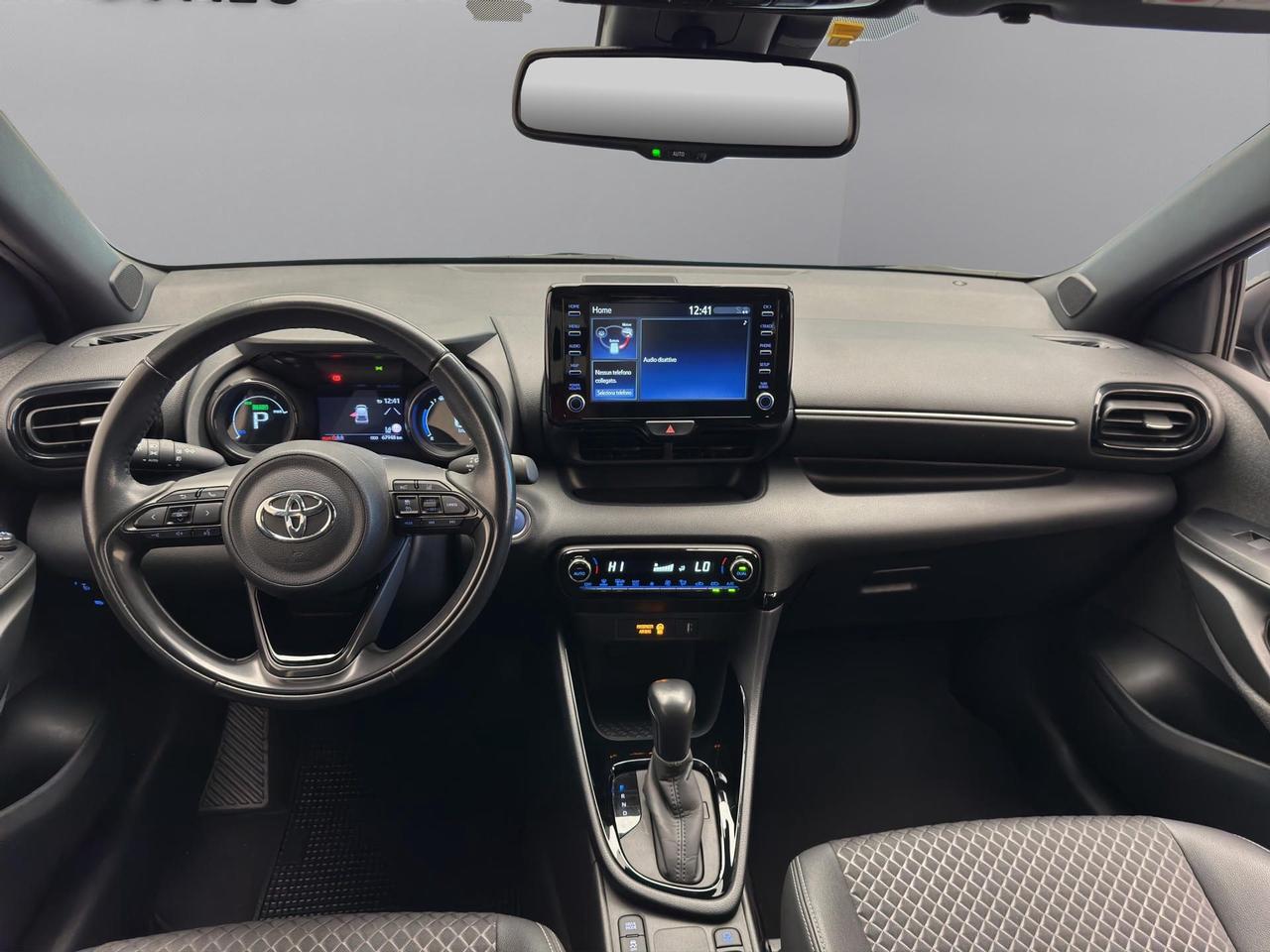 Toyota Yaris 1.5h E-CVT Style