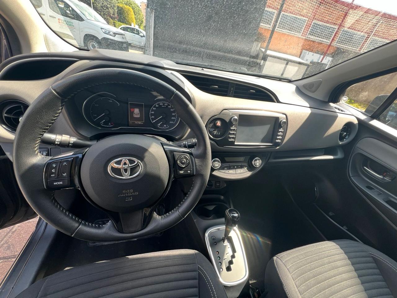 Toyota Yaris 1.5 5 porte Active