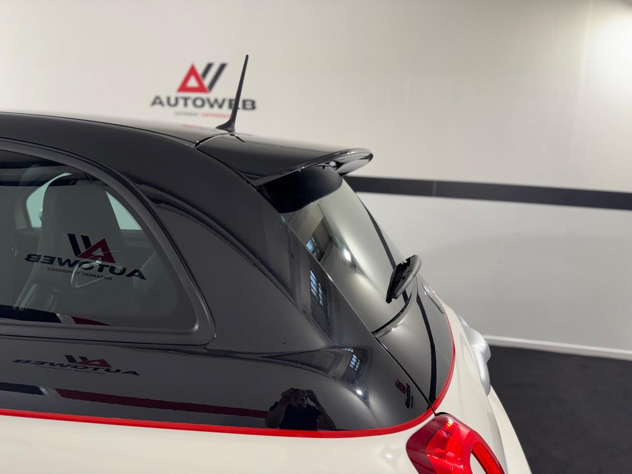 Abarth 595 1.4 Turbo T-Jet 165 CV Turismo * SOLO 30.000 KM *