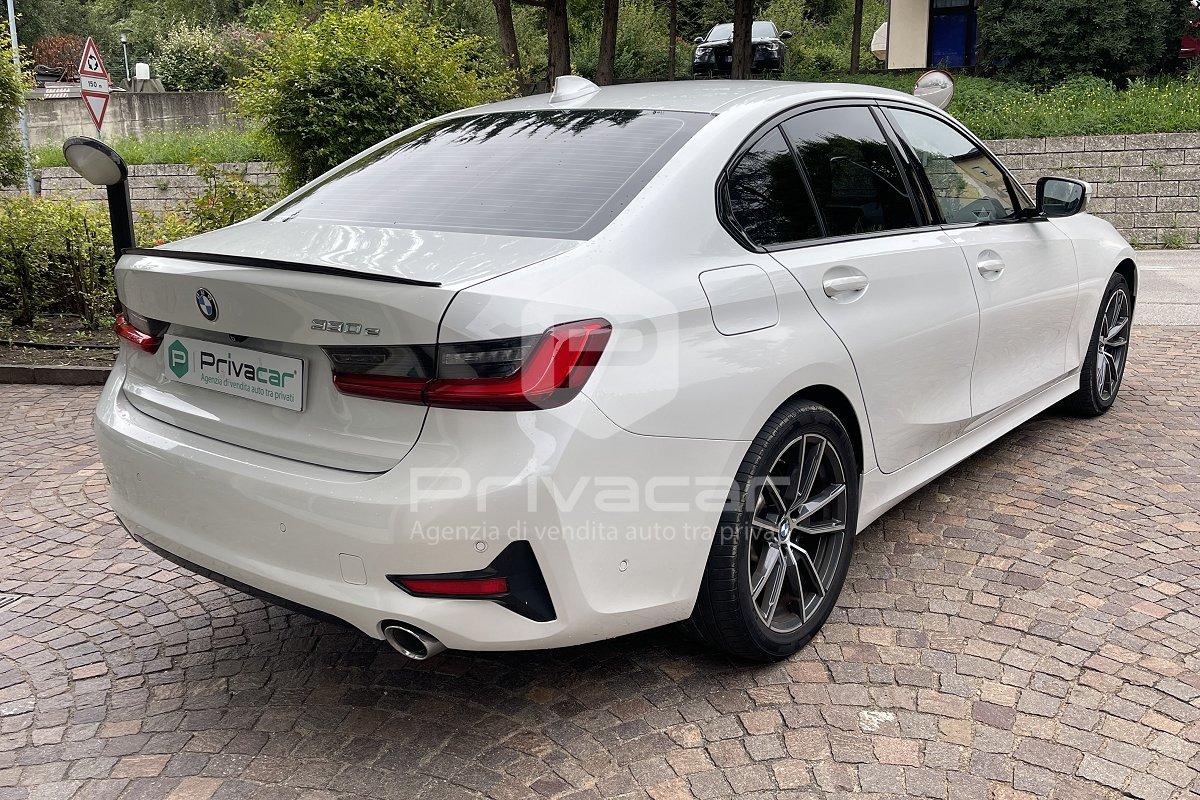 BMW 330e Business Advantage