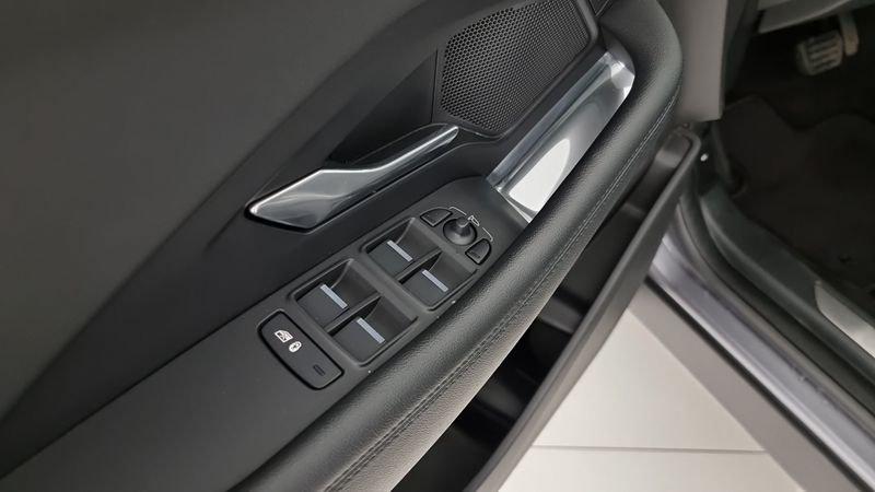 Jaguar E-Pace 2.0D I4 163 CV AWD Auto S
