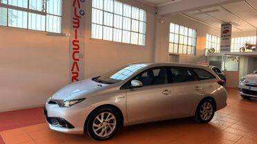 Toyota Auris 1.8 Hybrid Lounge