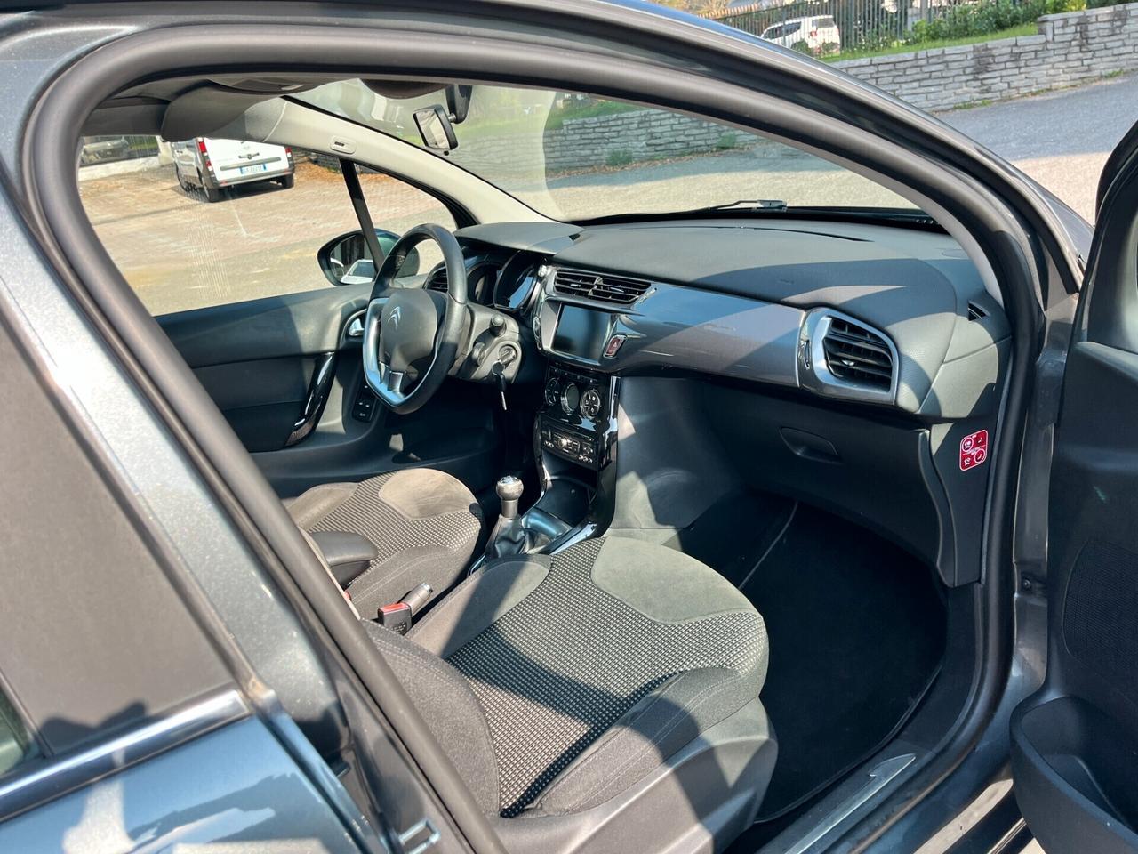 Citroen C3 1.2 VTi 82 Exclusive