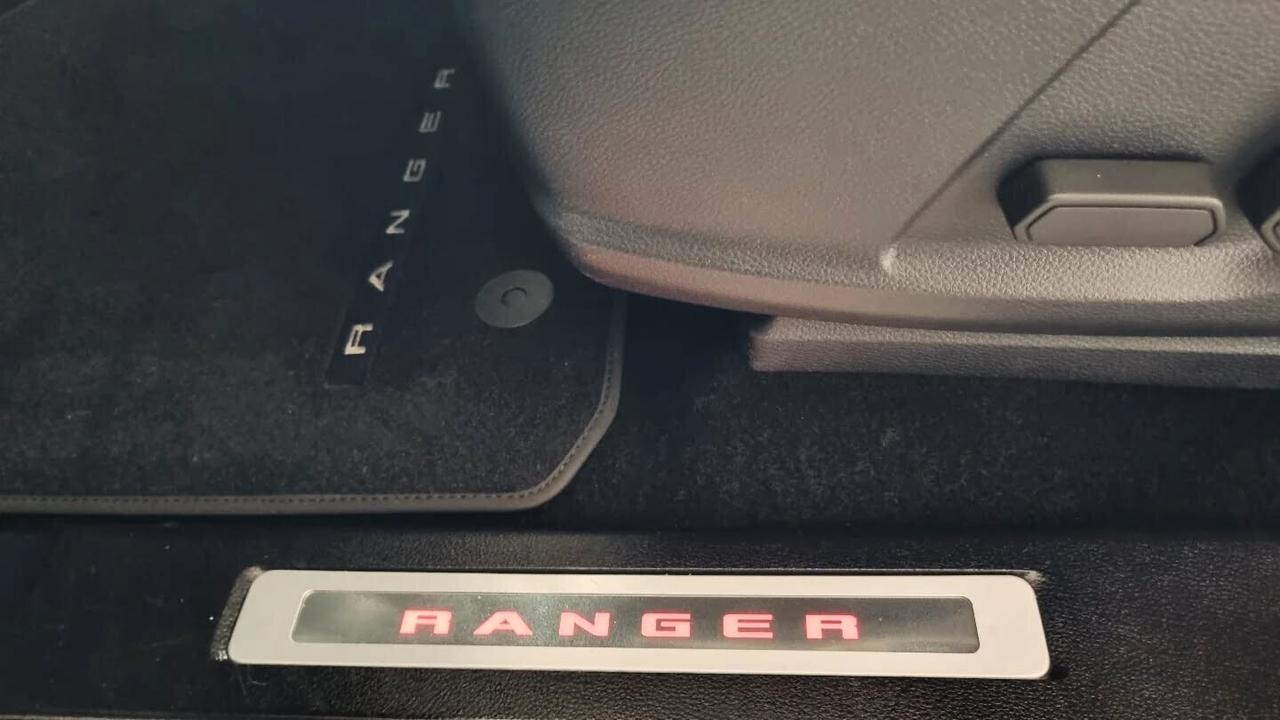 Ford RangerThunder 2.0Biturbo 213CV SERIE LIMITATA