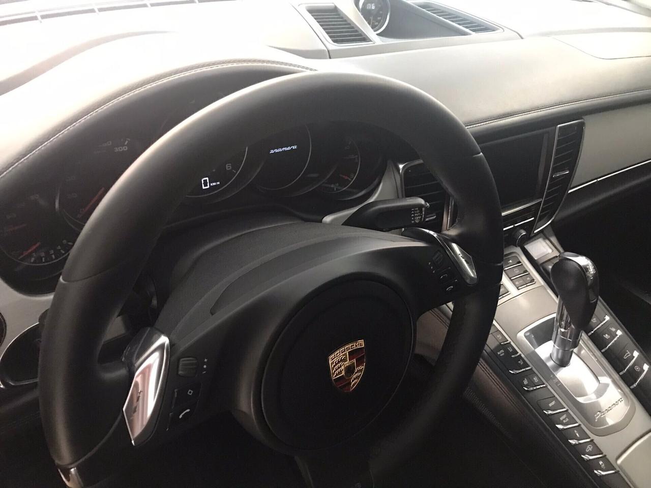 Porsche Panamera 3.0 Diesel Platinum Edition