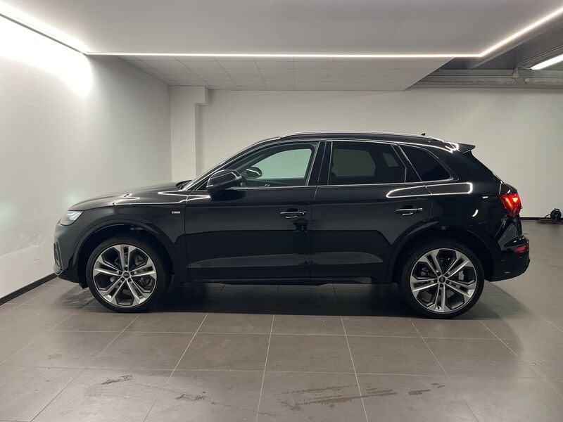 Audi Q5 Audi Identity Black 40 TDI quattro 150(204) kW(CV) S tronic