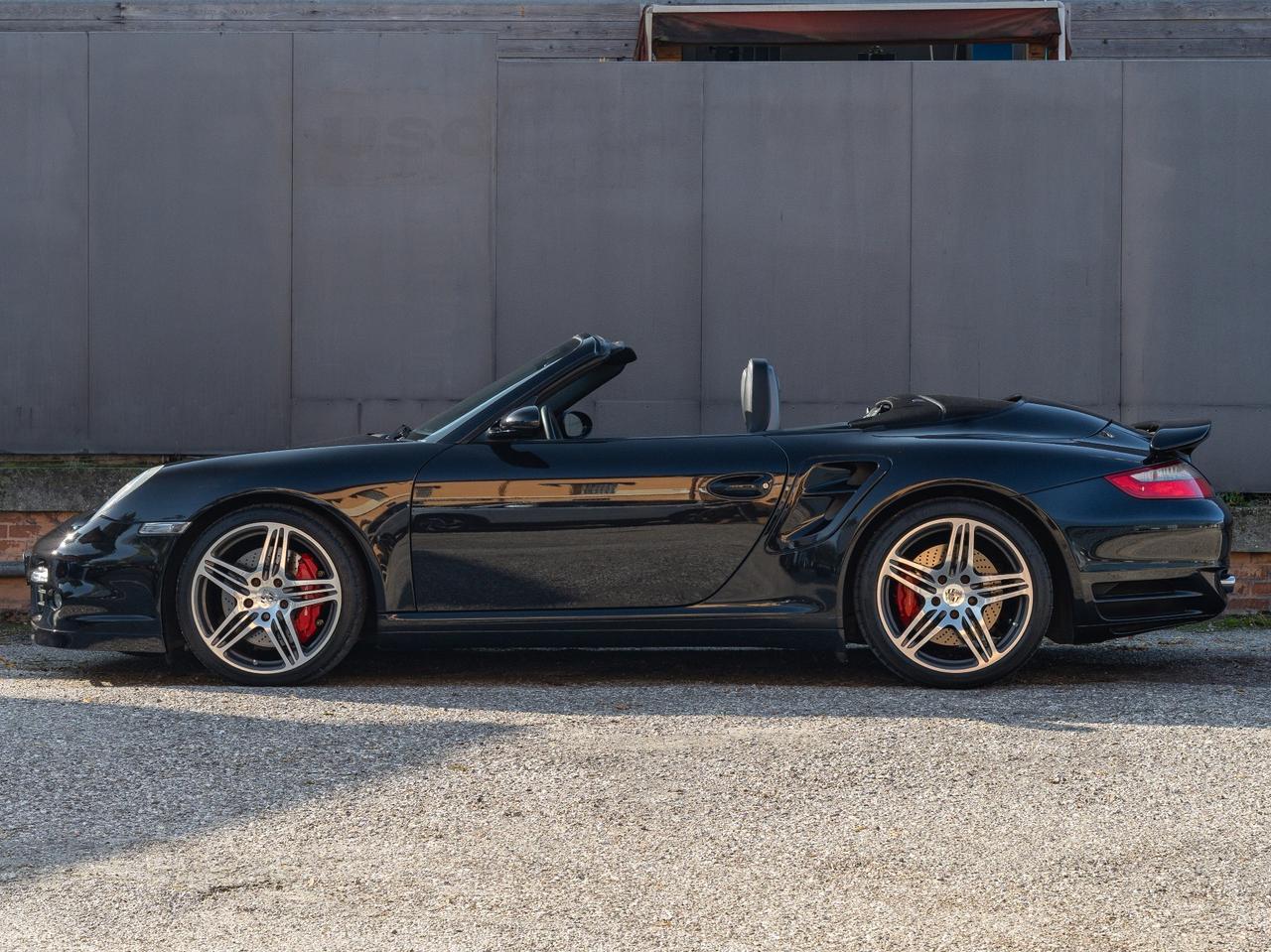Porsche 911 Turbo Cabriolet