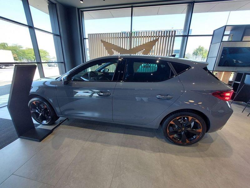 Cupra Leon 1.5 Hybrid 150 CV DSG nuova da immatricolare