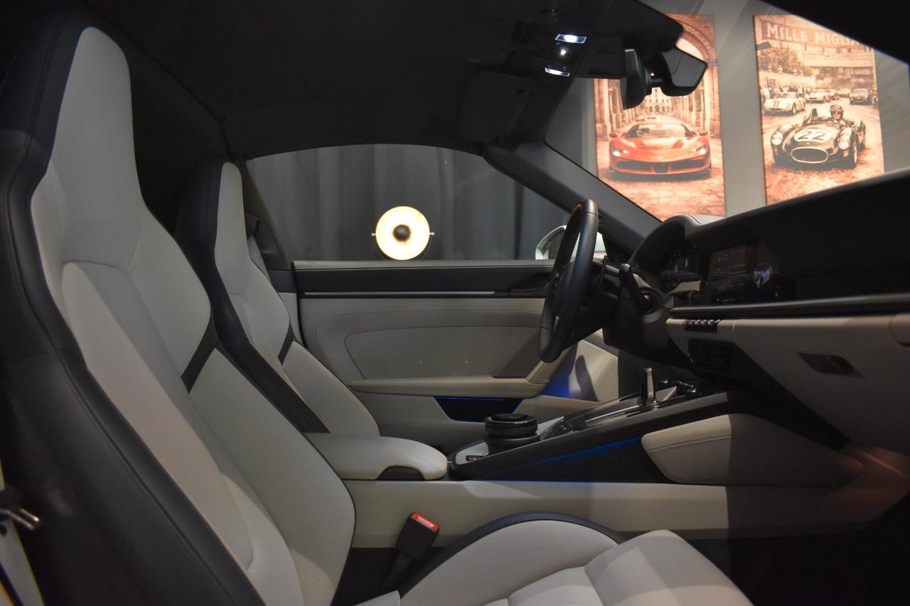 Porsche 911 TARGA 4 GTS(992.2 FACELIFT) CABRIO LEGGI BENE