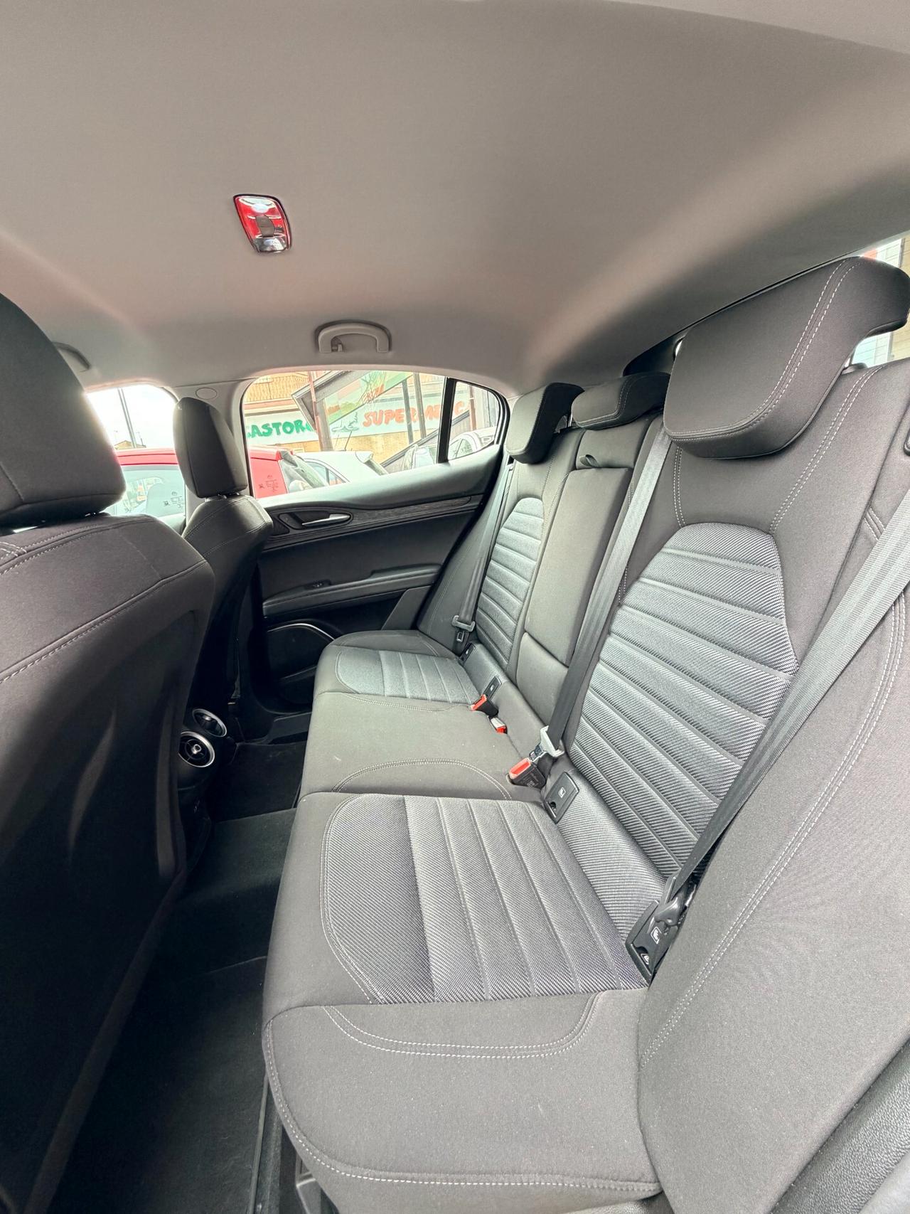 Alfa Romeo Stelvio 2.2 Turbodiesel 190 CV AT8 Q4 Executive