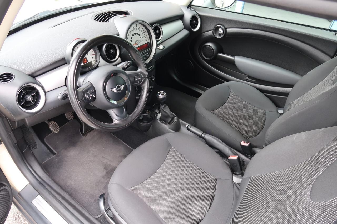 Mini 1.6 16V One D