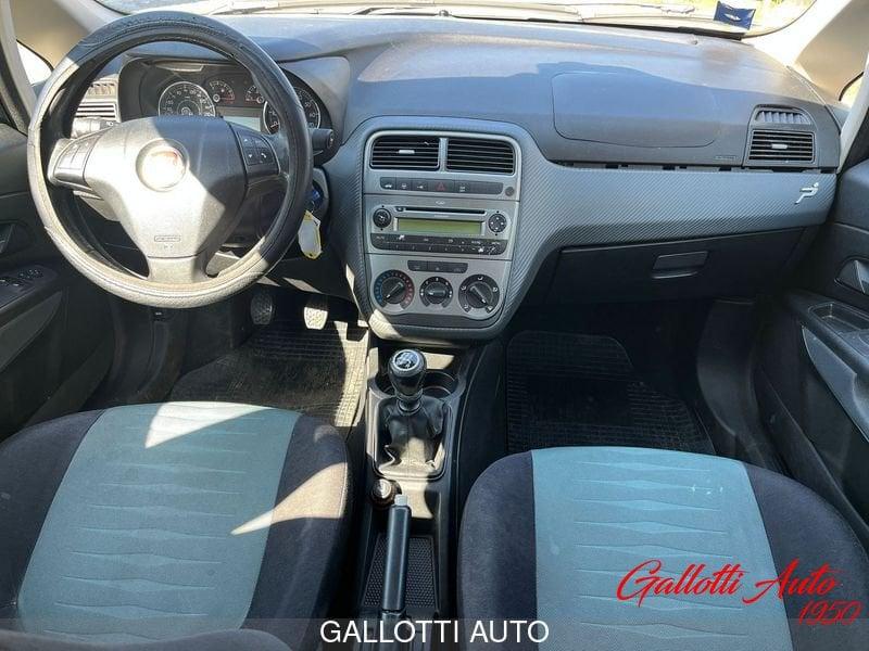 FIAT Grande Punto Grande Punto 5p 1.2 Active c/clima 65cv