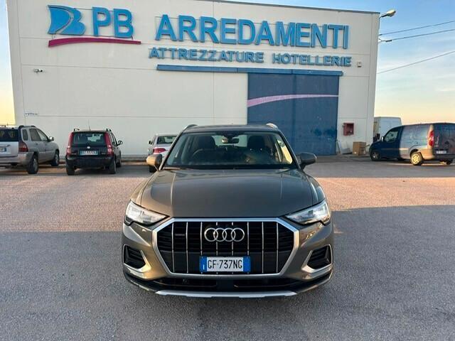 Audi Q3 35 TDI S tronic Business Advanced Quattro