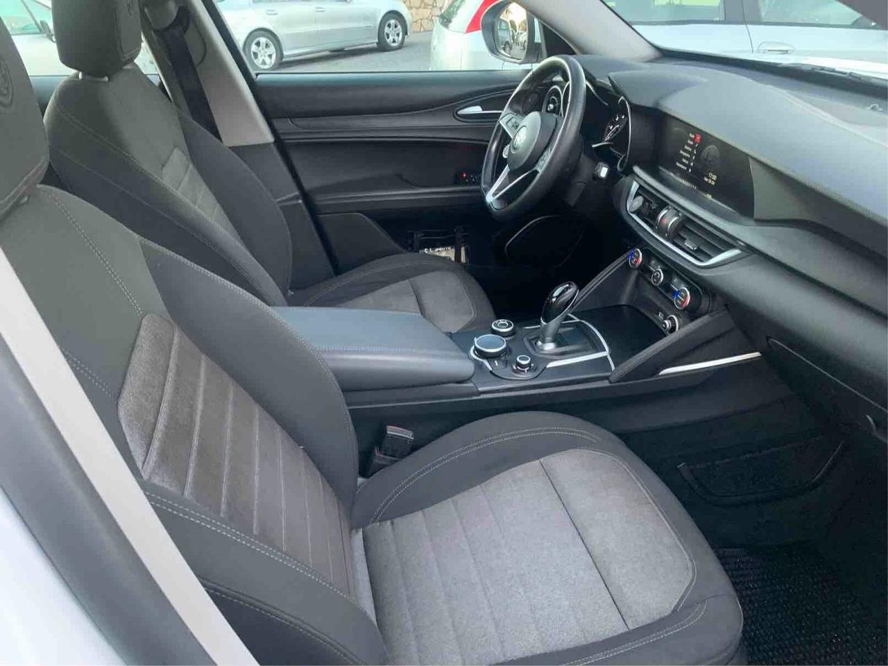 Alfa Romeo Stelvio 2.2 Turbodiesel 180 CV Q4