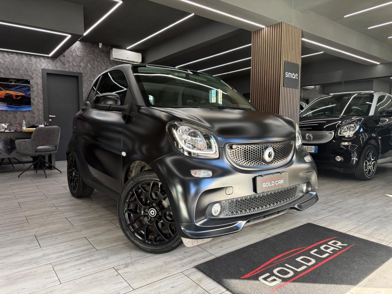 Smart ForTwo Allestimento BRABUS 71CV LED NAVI Pronta consegna !!