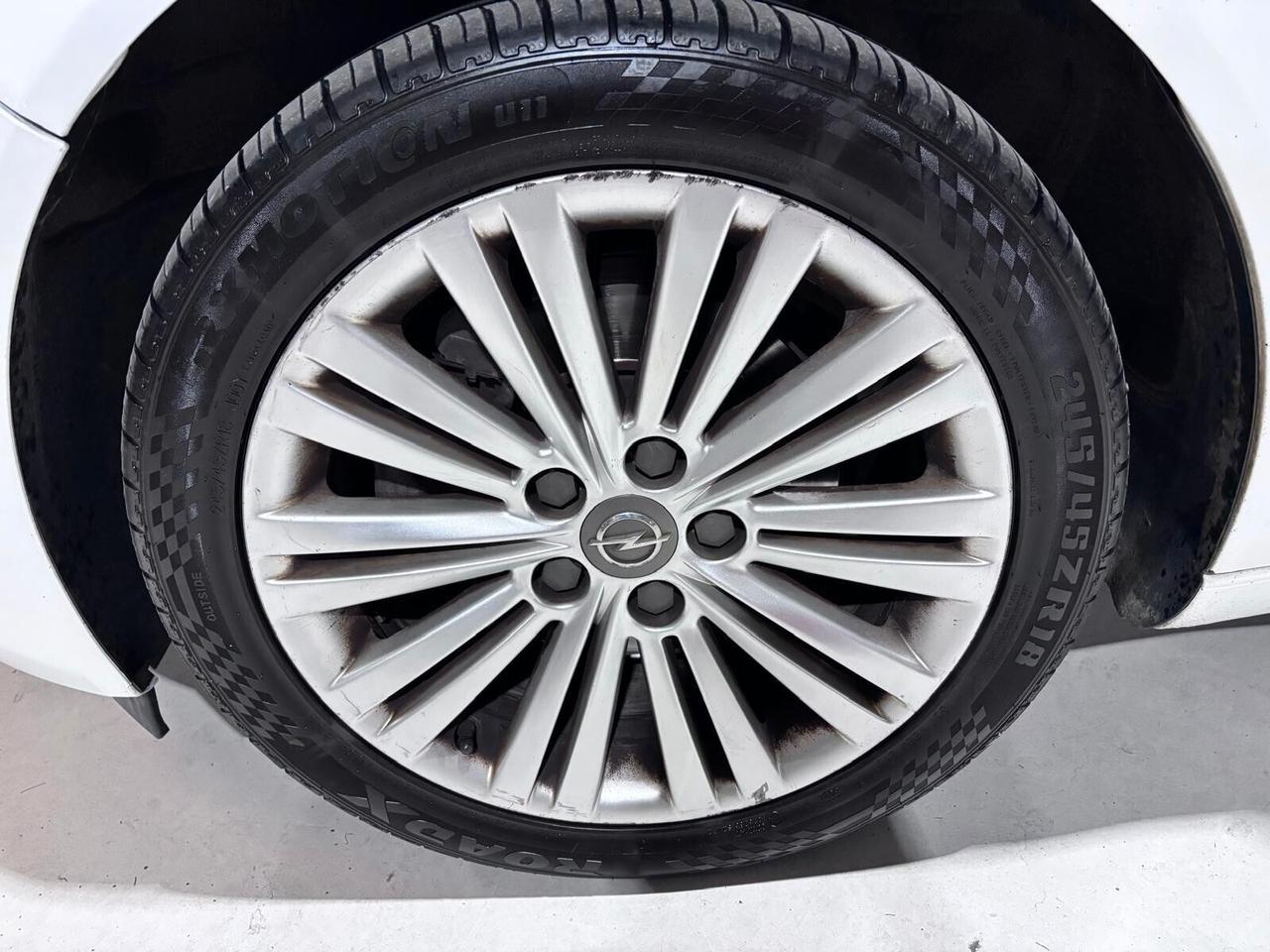 Opel Insignia 2.0 CDTI 4x4 160CV Start&Stop Sports Tourer Cosmo