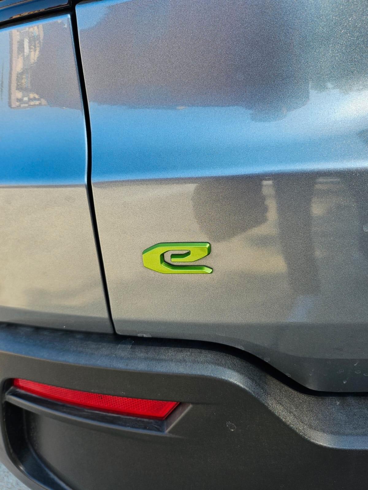 Jeep Avenger 1.2 Turbo 100 CV MHEV Summit