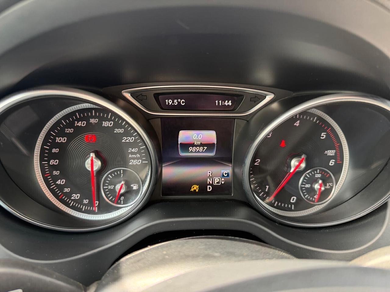 Mercedes-benz GLA 200 d Automatic 4Matic Premium