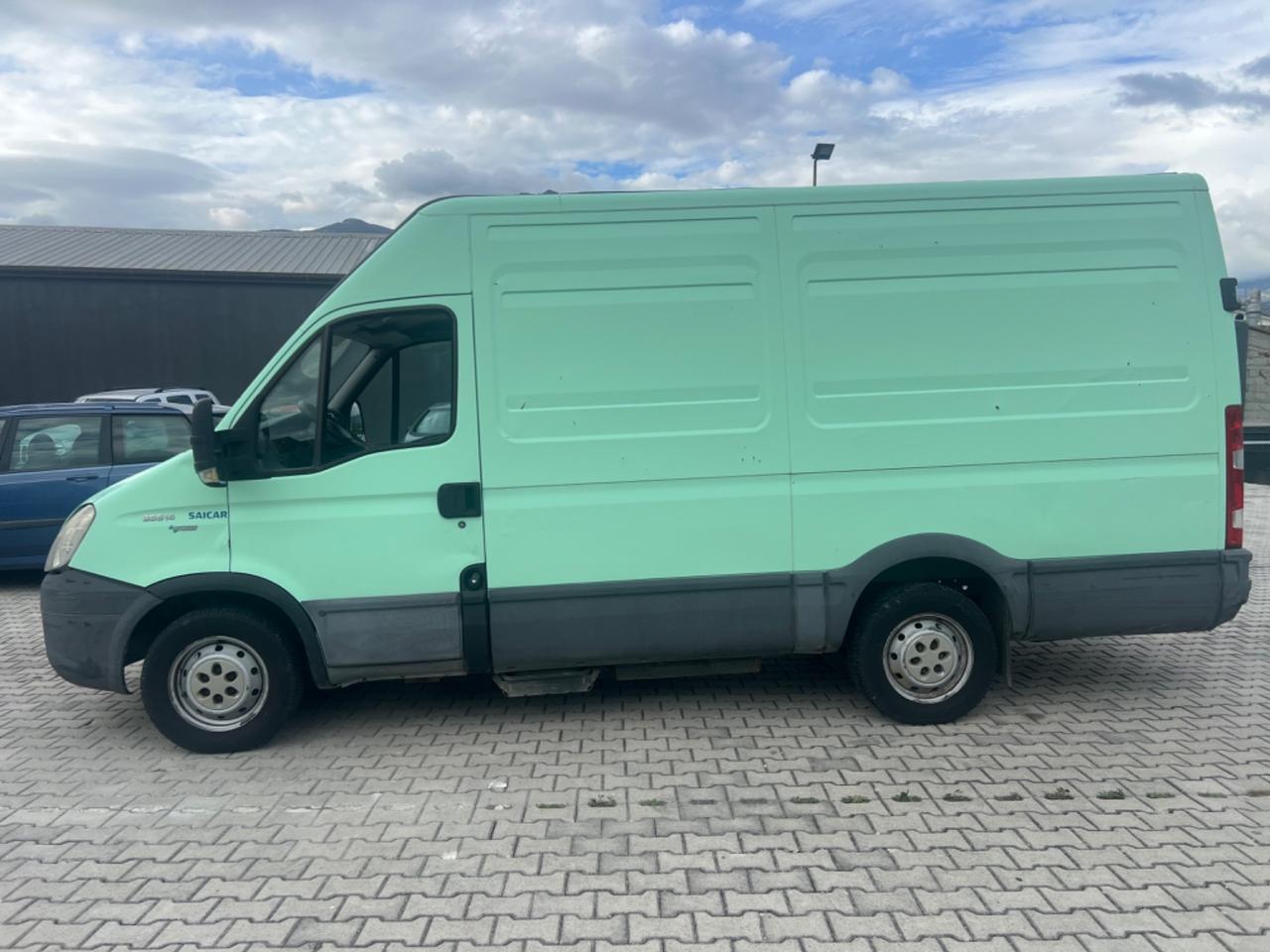 Iveco 35s15 metano