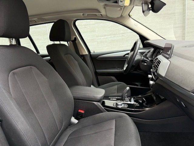 BMW X3 xDrive30e Business Advantage