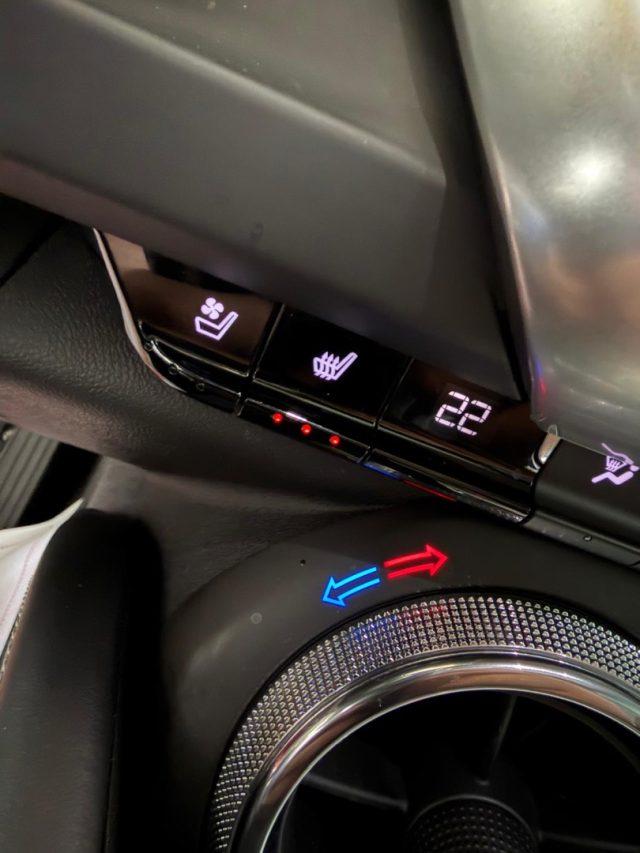 CHEVROLET Camaro V6 aut. Coupé //TETTO//PELLE/APP CARPLAY/