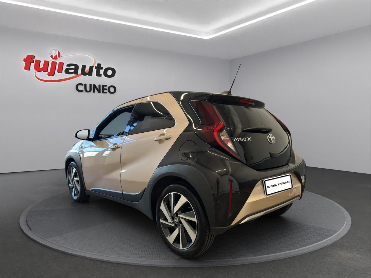 Toyota Aygo X 1.0 Lounge 72cv