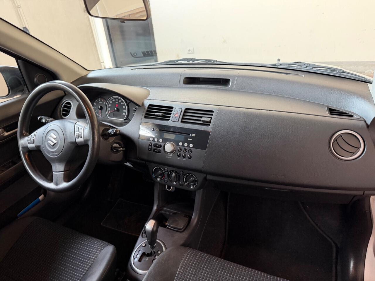Suzuki Swift 1.3 5p. GLX AUTOMATICO