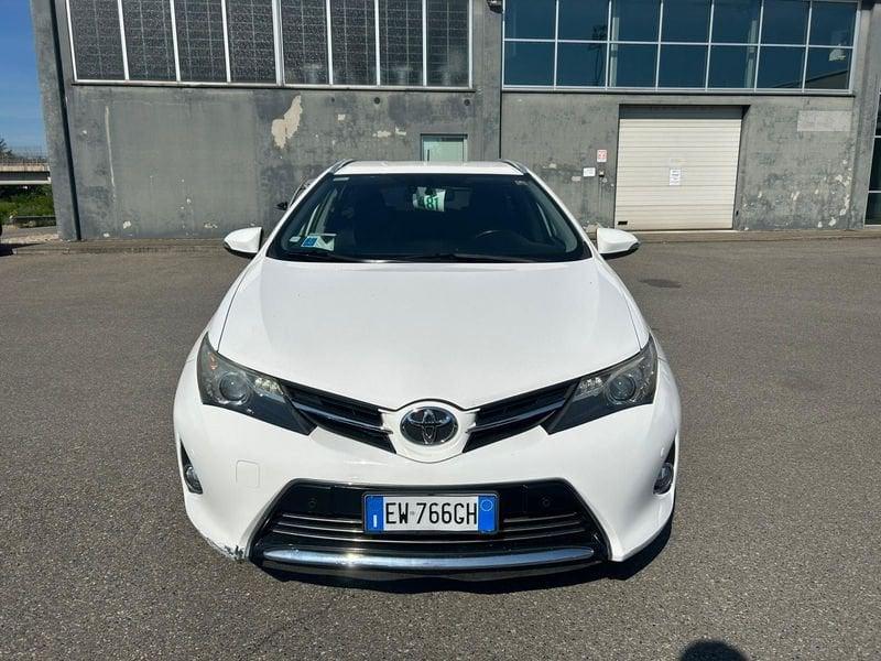 Toyota Auris 1.4 D-4D Lounge