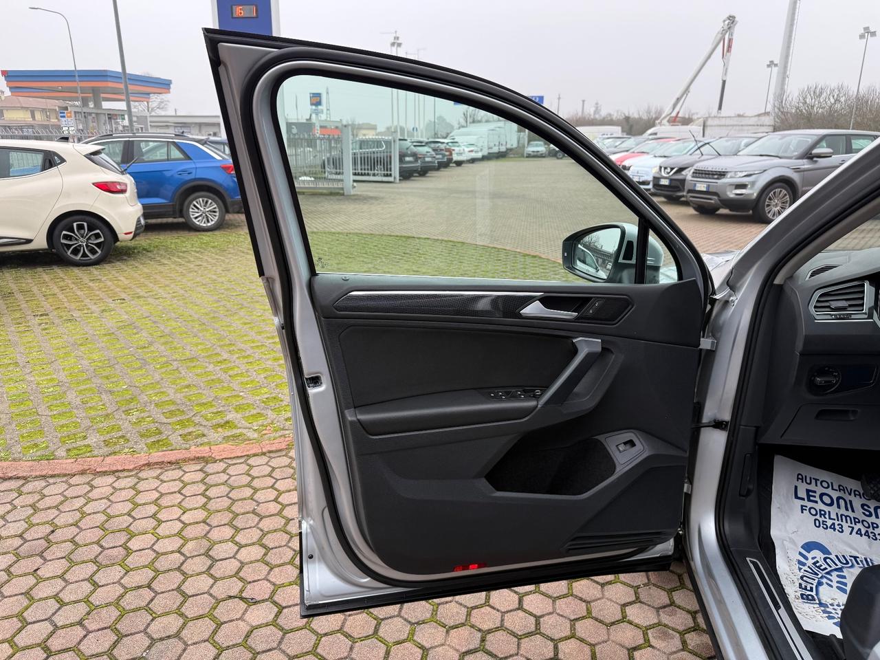 Volkswagen Tiguan 2.0 TDI 200 CV SCR DSG 4MOTION Elegance