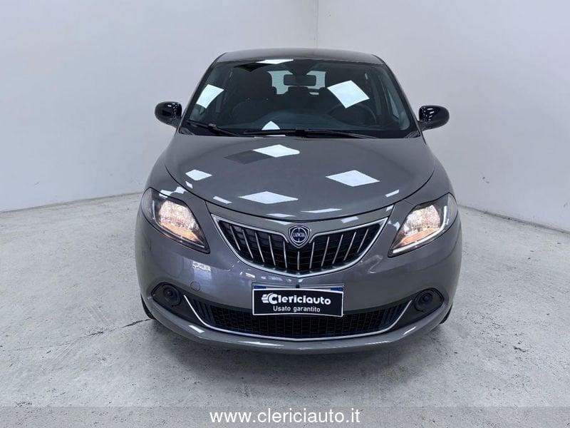 Lancia Ypsilon 1.0 FireFly 5 porte S&S Hybrid Ecochic Silver